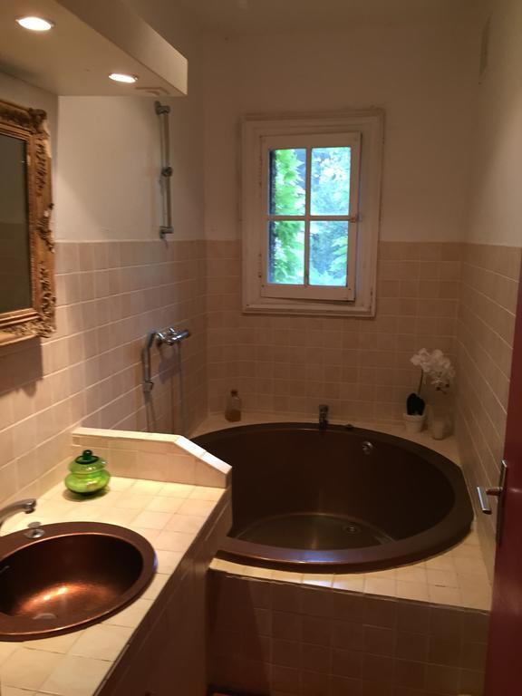 La Bellonette Marseillan  Phòng bức ảnh